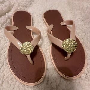 Cute flip flop style sandals